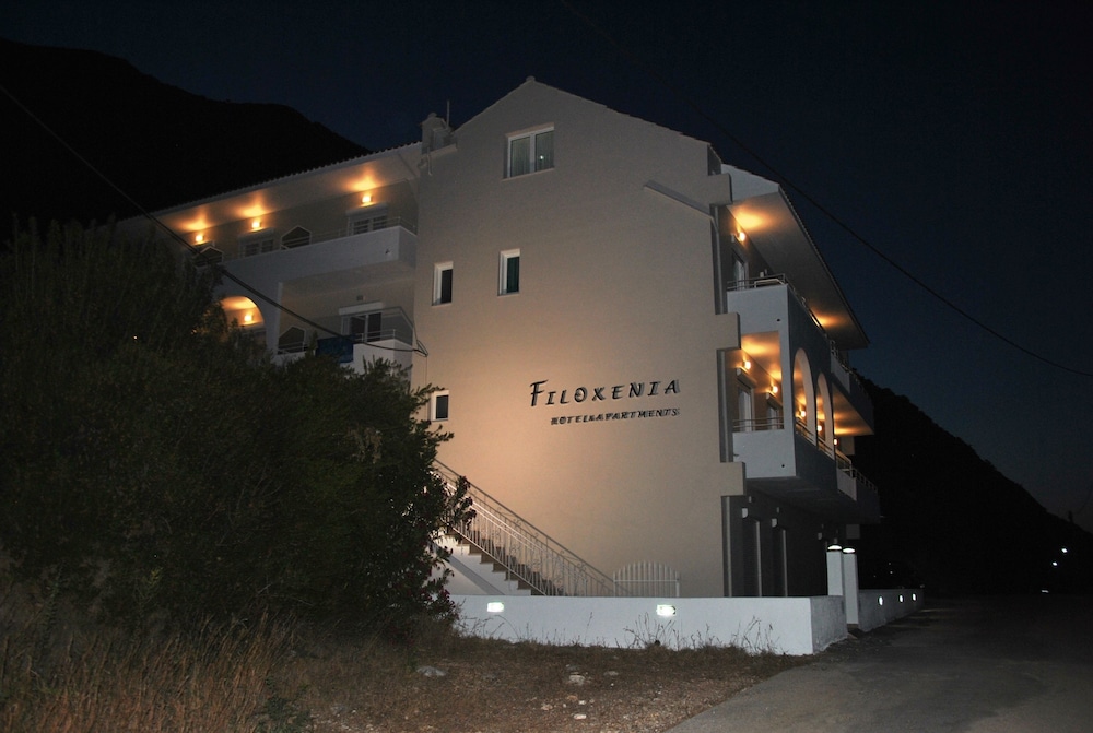 Filoxenia Hotel Apartments 5/41