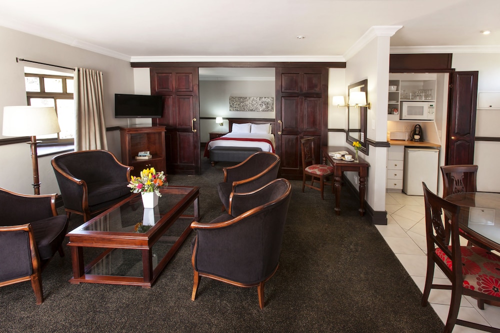 Court Classique Suite Hotel 27/50