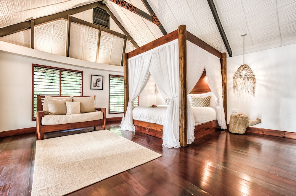 Matangi Private Island 8/50