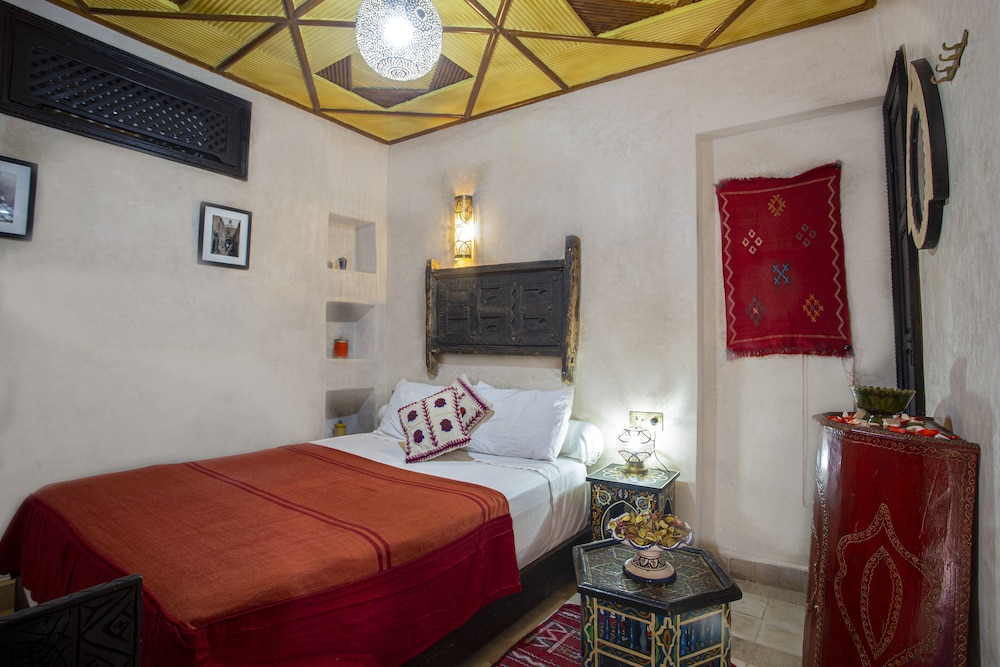 Riad Christina 16/50