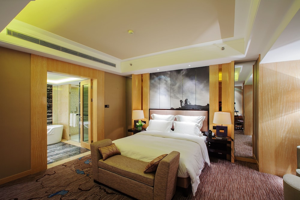 Universal Hotel Urumqi 10/33