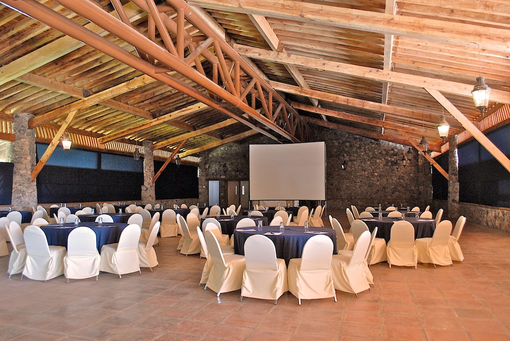 HOTEL HACIENDA CANTALAGUA GOLF 58/65