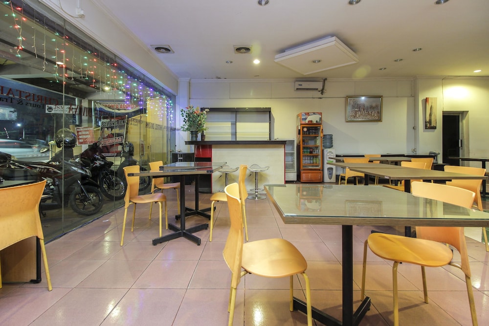 Reddoorz Near Bethesda Manado 21/25