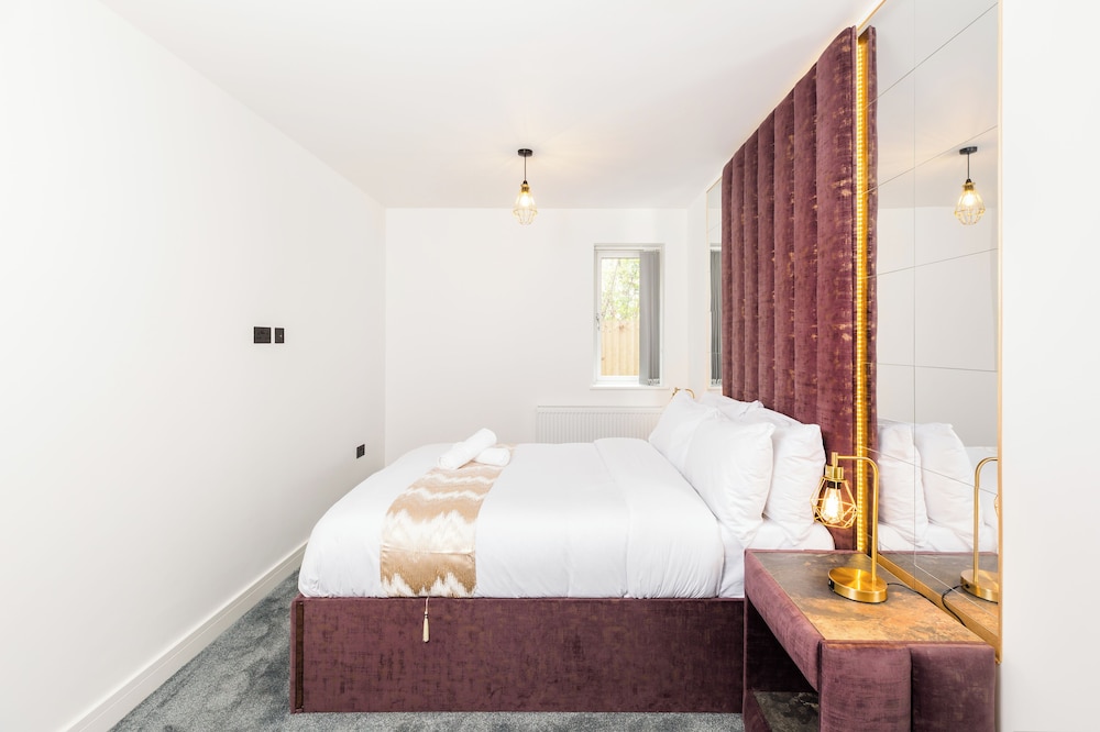 The Suites Inn Hotel Birmingham Merry Hill 12/33