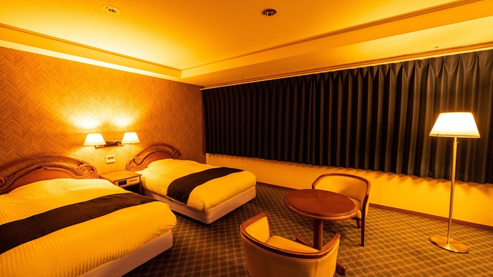 غرفة سوبيريور بسريرين منفصلين بإطلالة على البحر بحوض استحمام، Ooedo Onsen Monogatari Premium Hotel Fugetsu 4/6