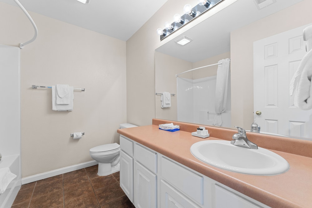 Capital Resorts Grand Crowne Resorts 50/50