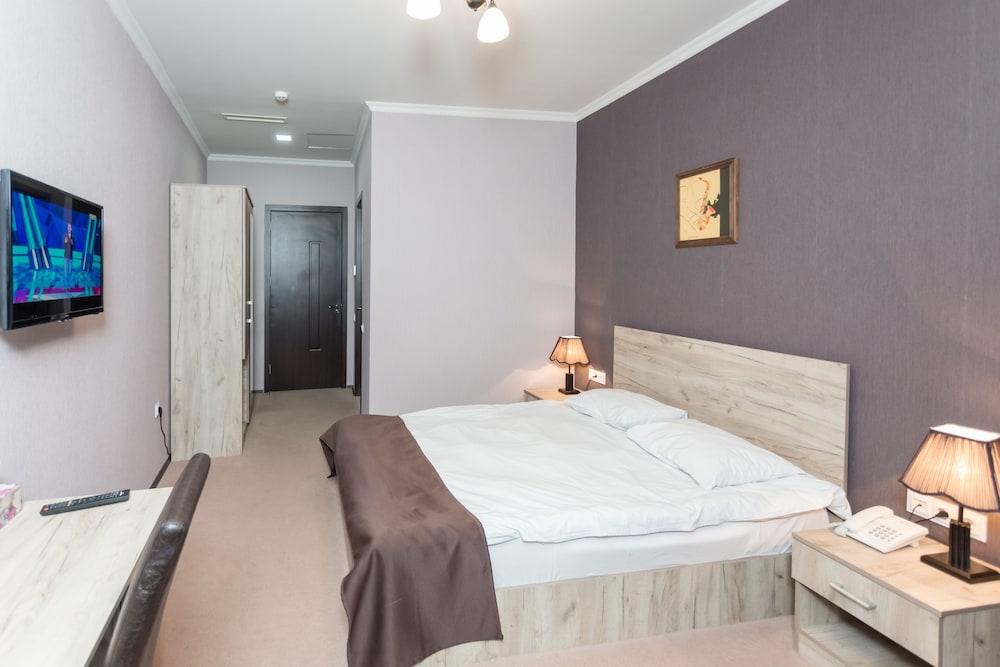 HOTEL MARLYN 44/71