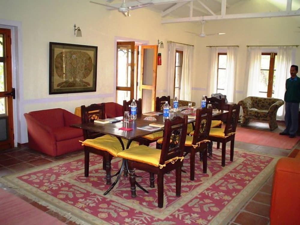 Neemrana's Glasshouse on the Ganges - 21st Century, Rishikesh 20/33