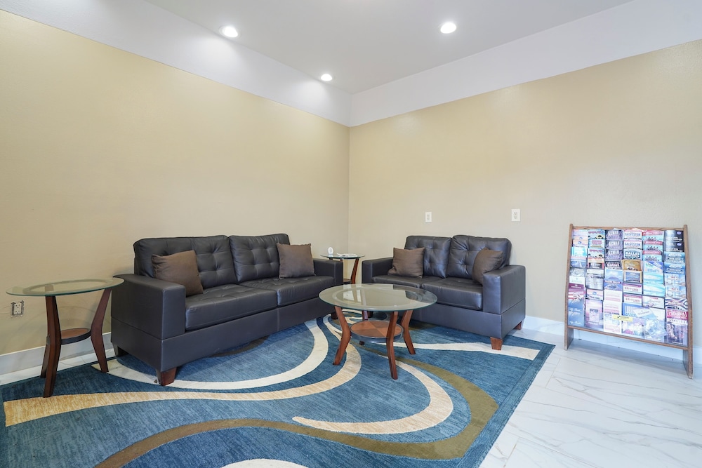 Budget inn by Oyo San Augustine 45/70