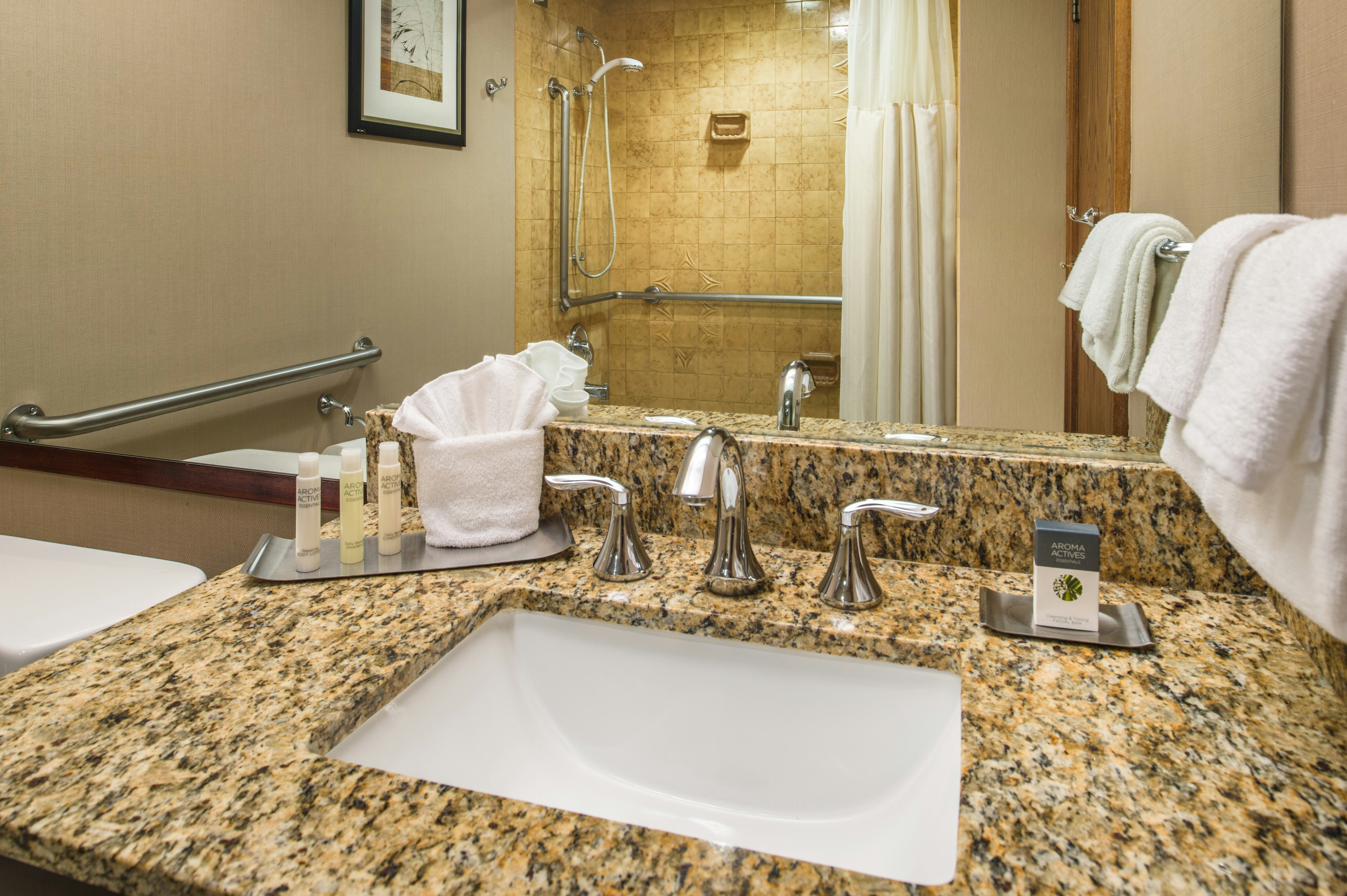 Doubletree By Hilton Hotel Portland 49/50
