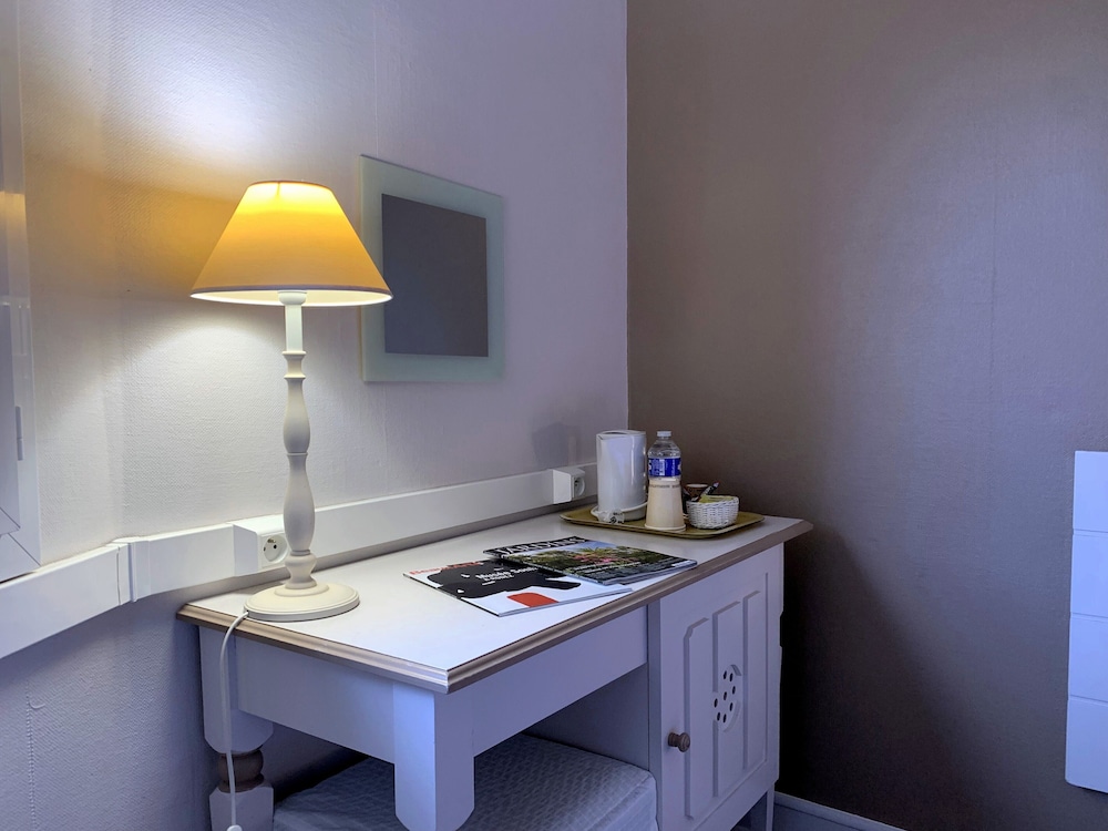 Hotel Causse Comtal 68/84