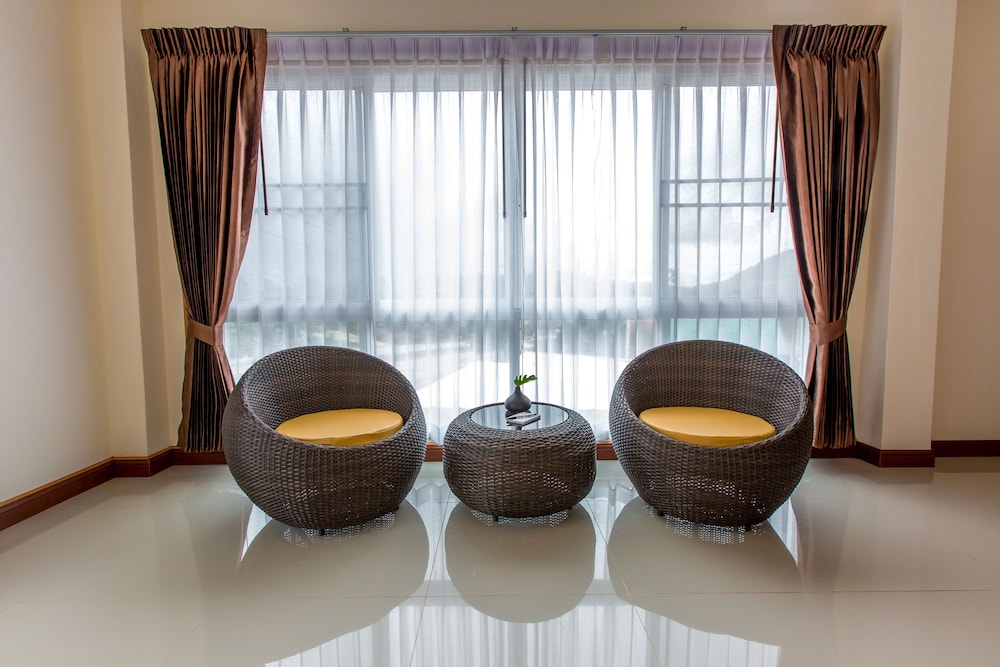 Phurua Inn 27/30