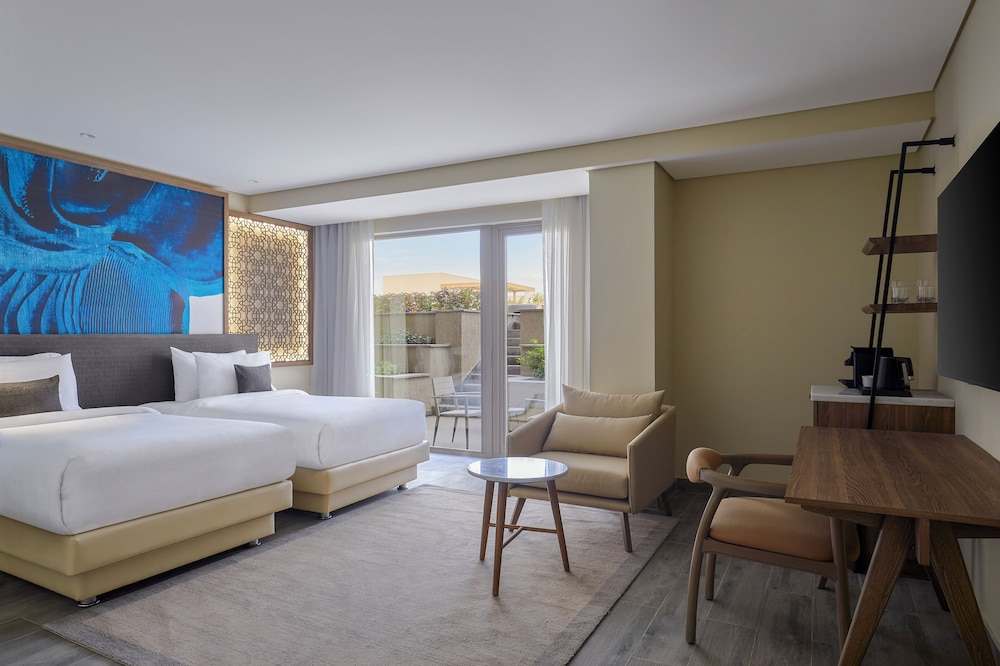 Hyatt Regency Cairo West 11/50