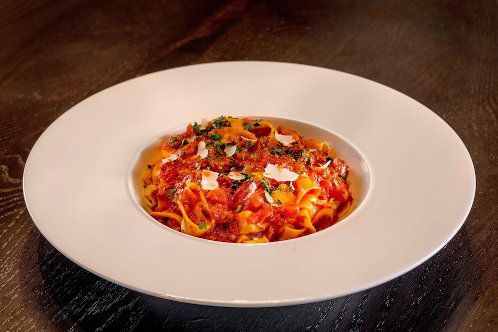 The Artisan at Tuscan Village, Salem, a Tribute Portfolio Hotel 9/50