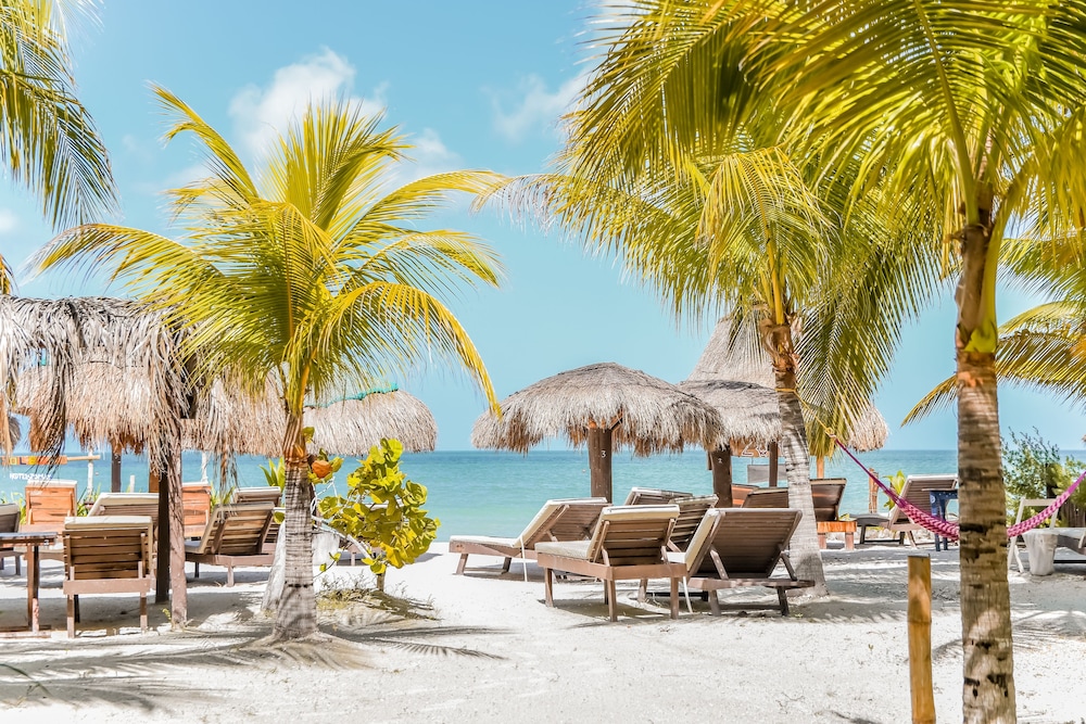 Hotel Zomay Holbox 10/91