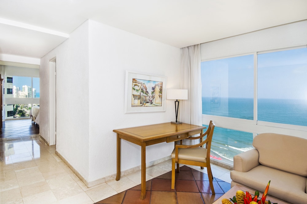 Hotel Almirante Cartagena Colombia 54/75
