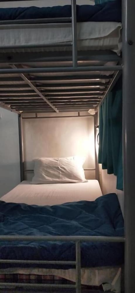 Joey's Hostel 25/47