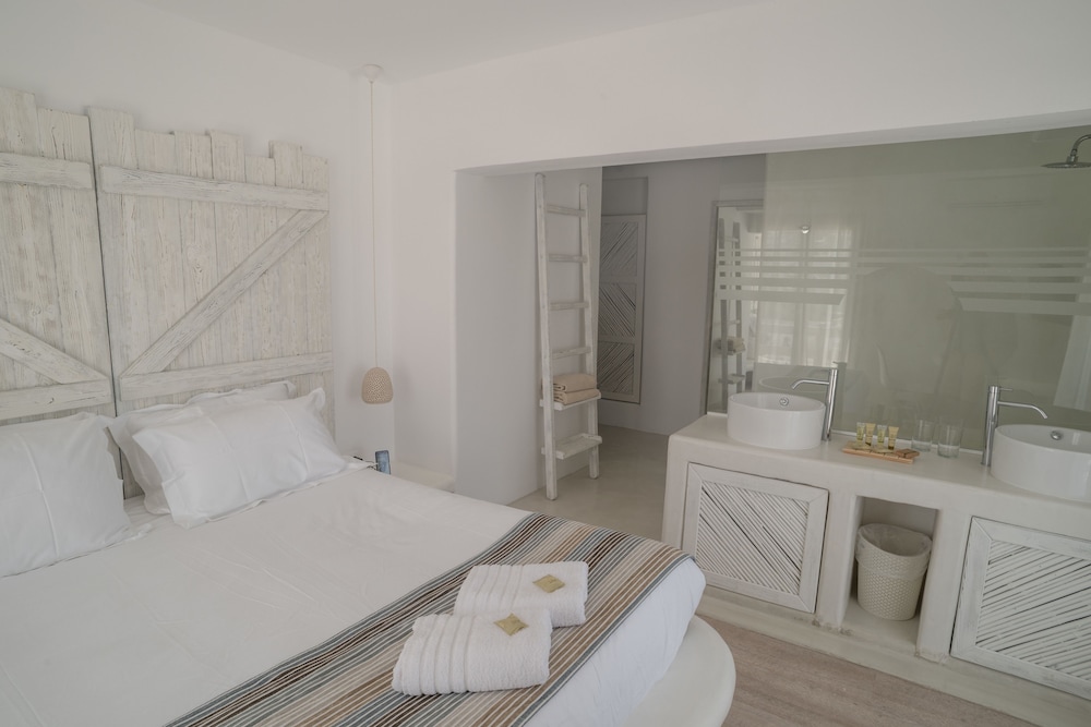Akkadian Mykonos Resort 29/69
