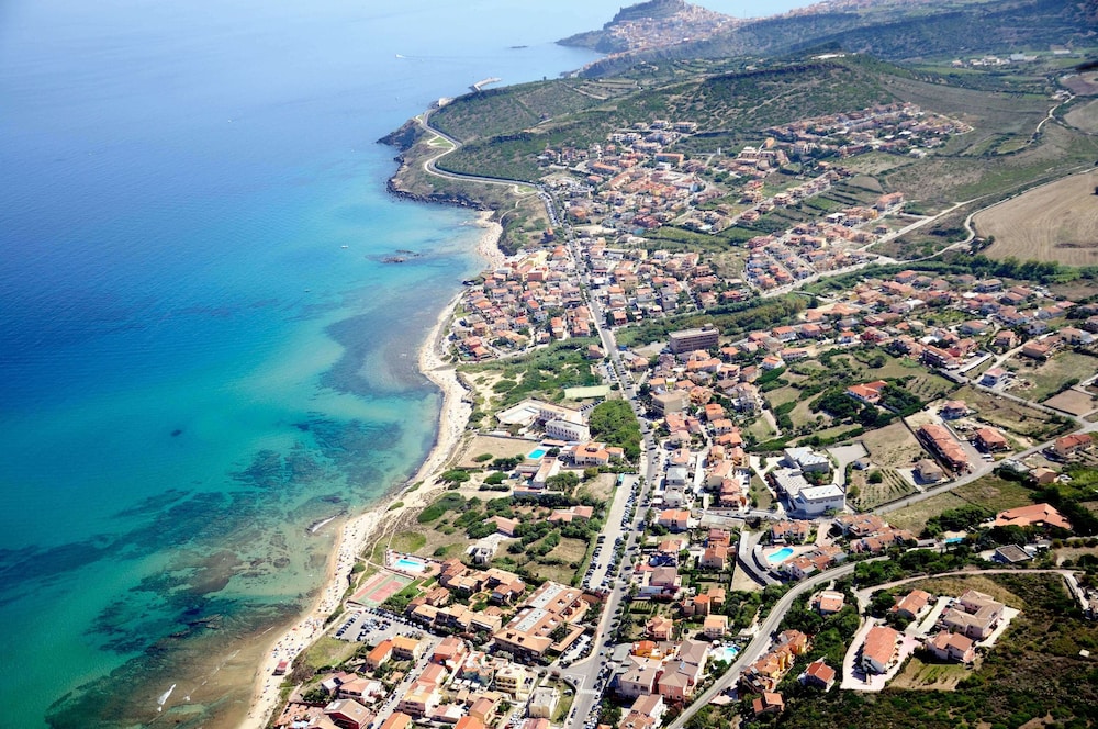 Hotel Blumarea, BW Signature Collection in CASTELSARDO