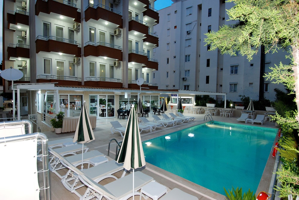 Lara Diamond Hotel 6/47