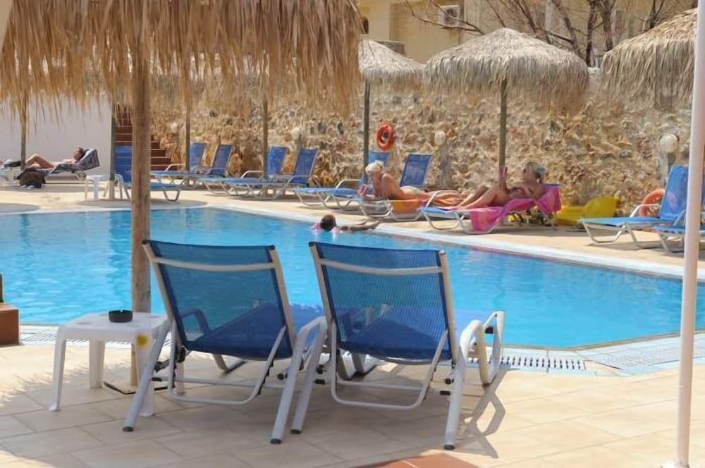 Aeolos Beach Resort Crete 66/92