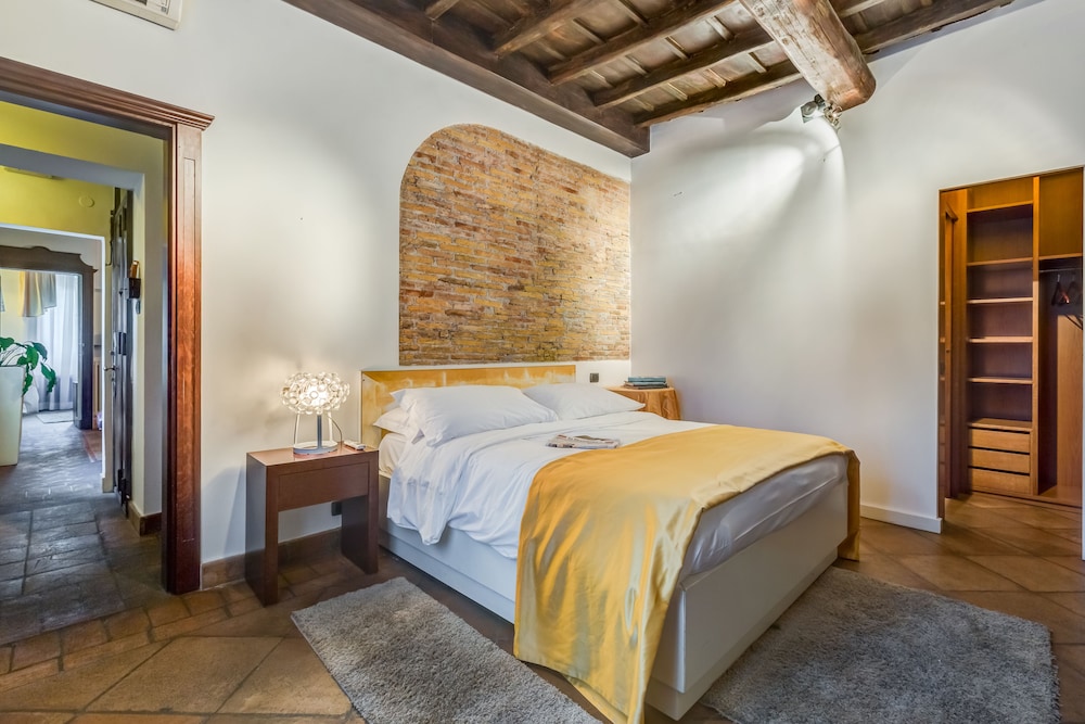 Luxury Trastevere 21/65