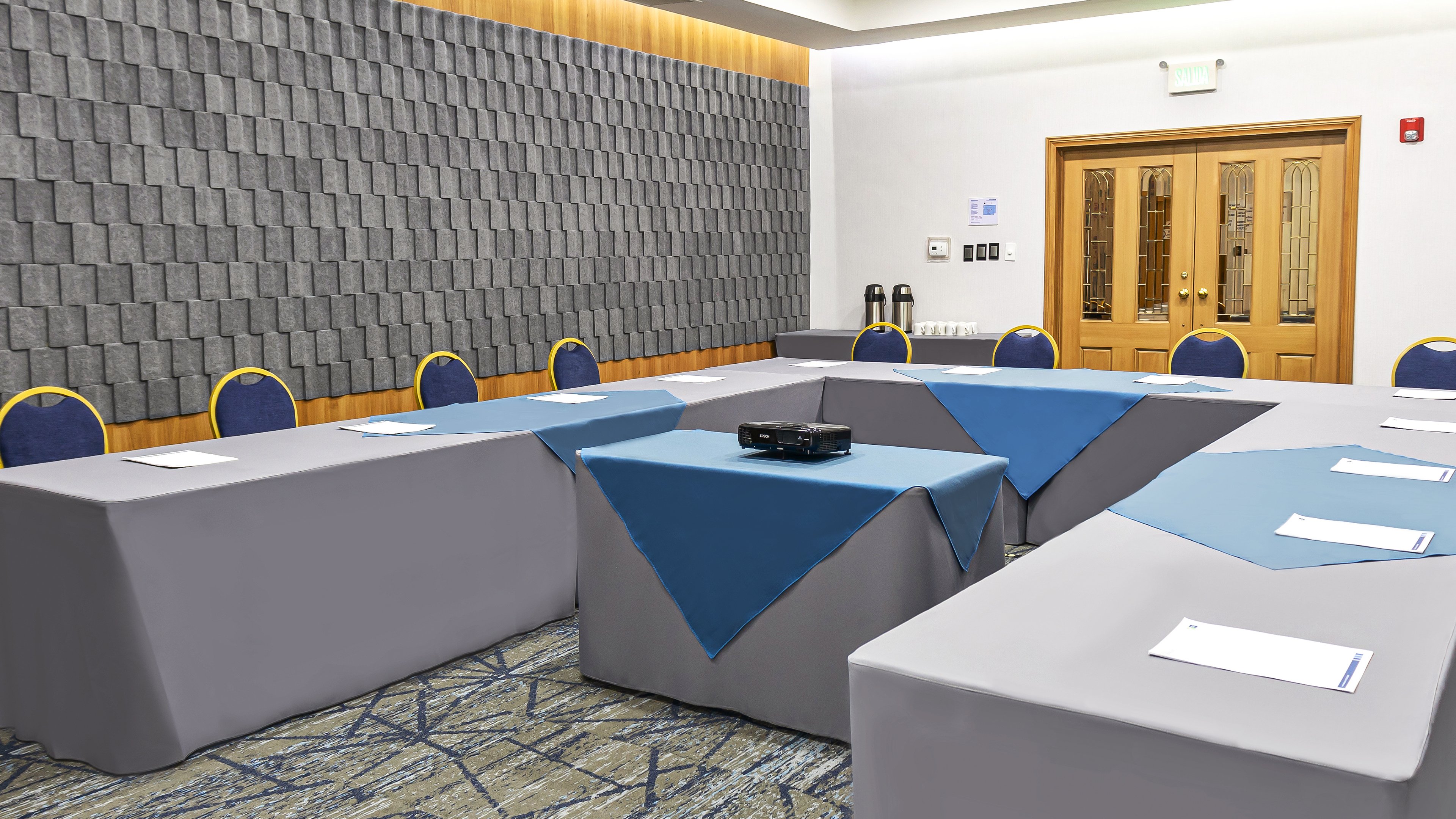 Holiday Inn Express Chihuahua 21/32