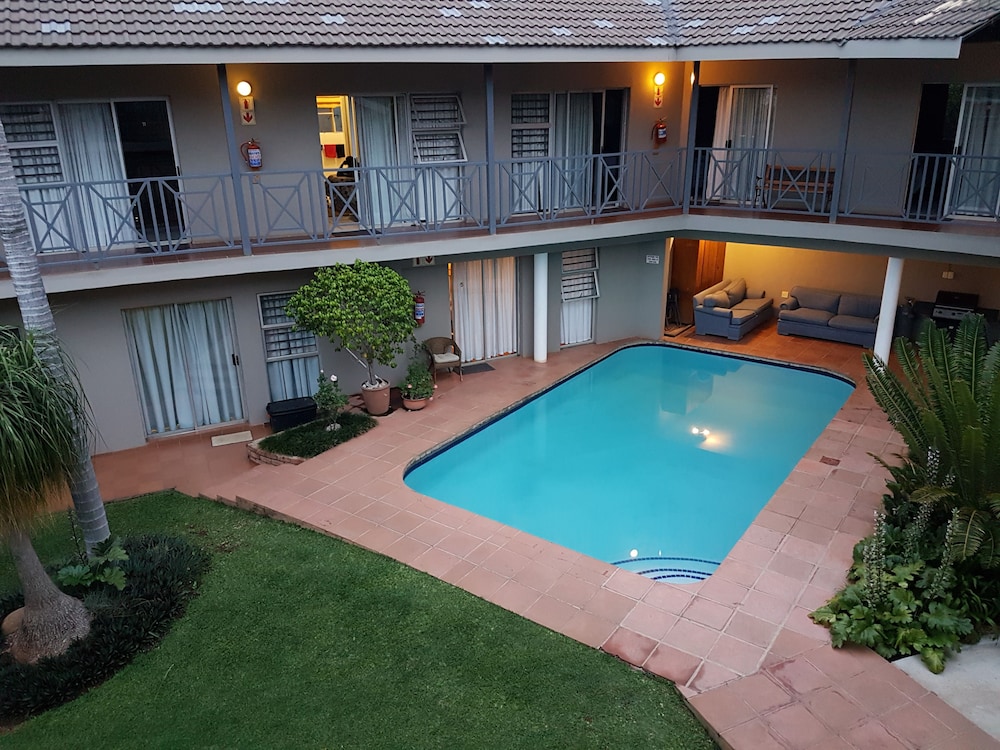 Loerie Guesthouse 26/34