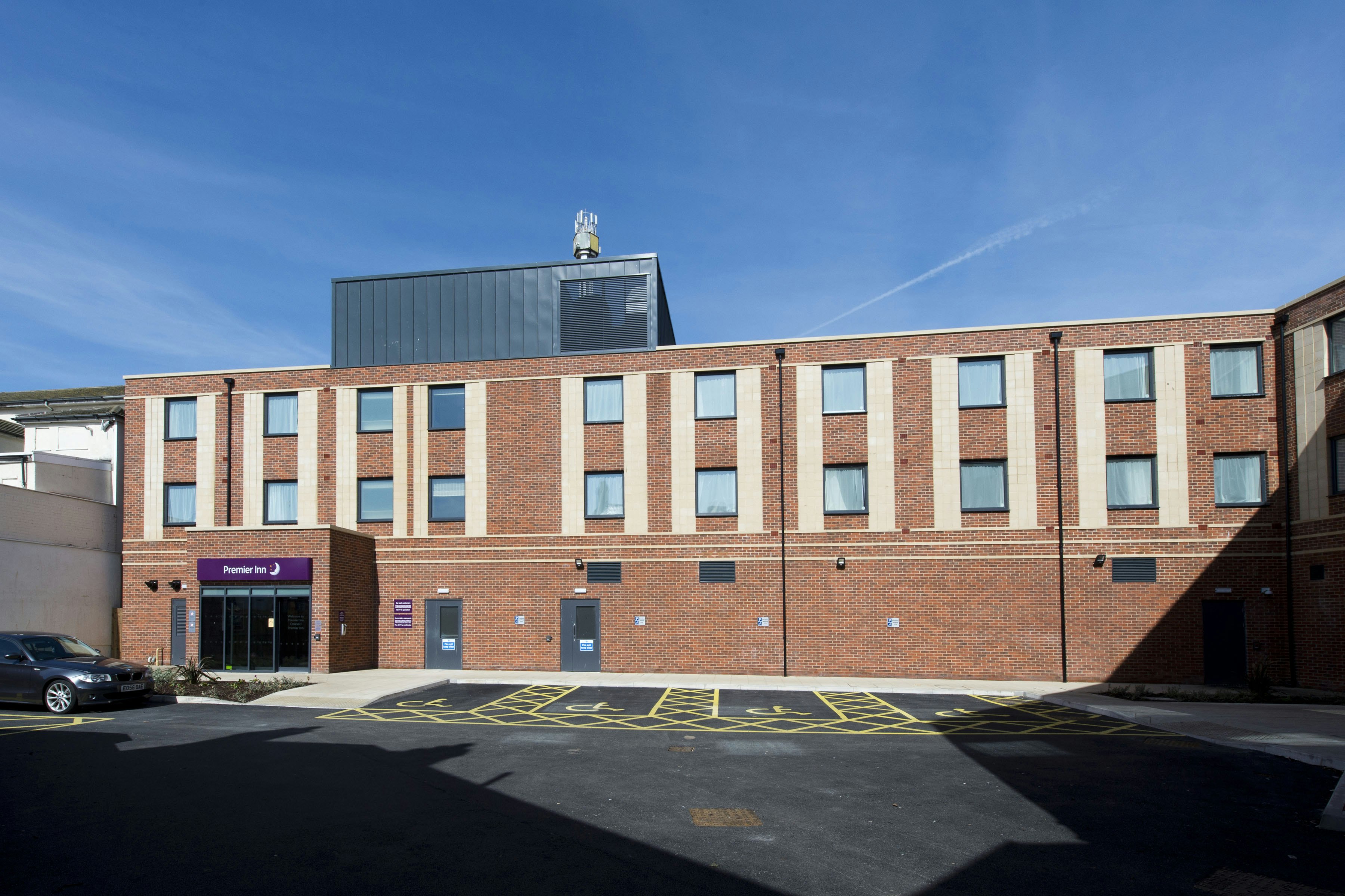 Premier Inn Rhyl Seafront Hotel 7/40