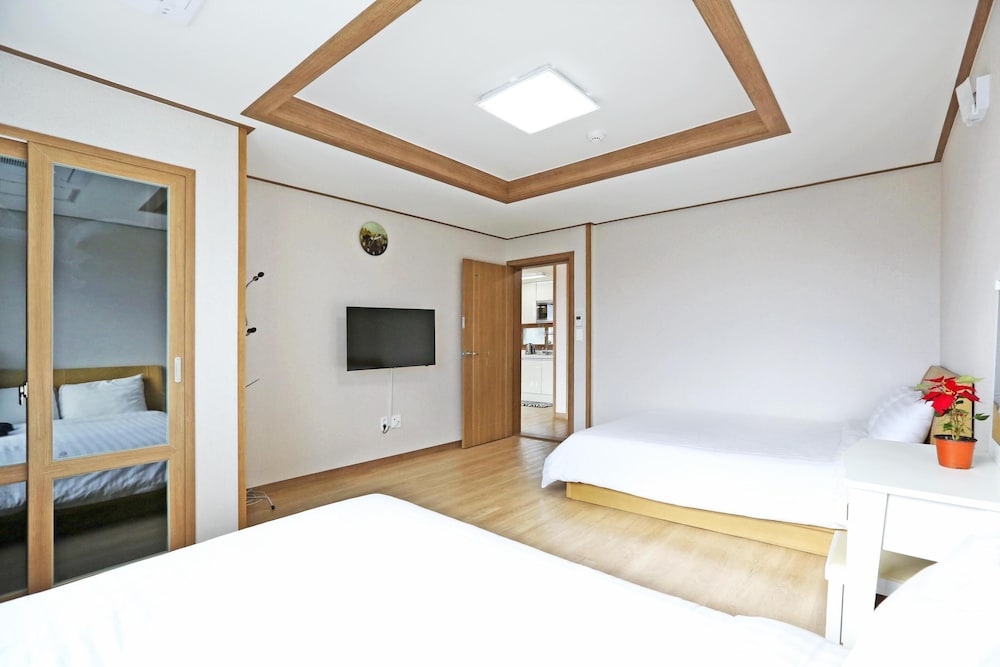 Dk House 12/38