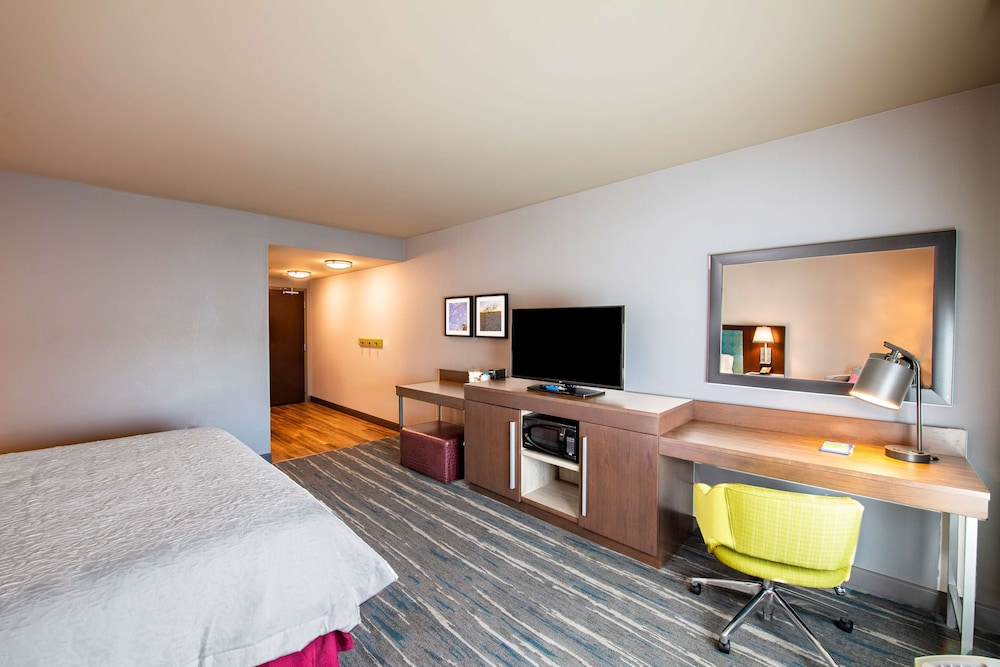 Hampton Inn Suites Keller Tx 14/47