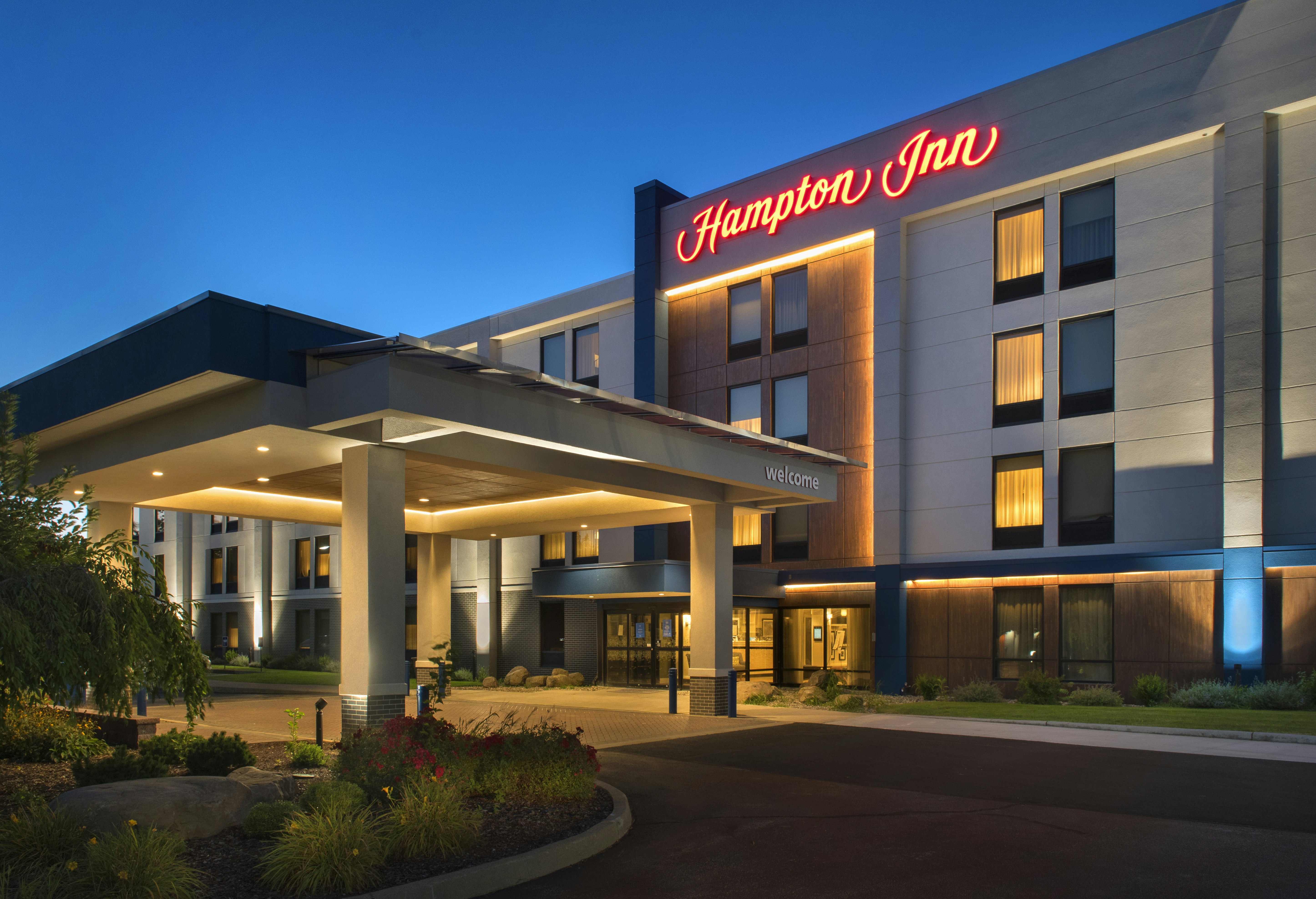 Hampton Inn Middletown 2/48