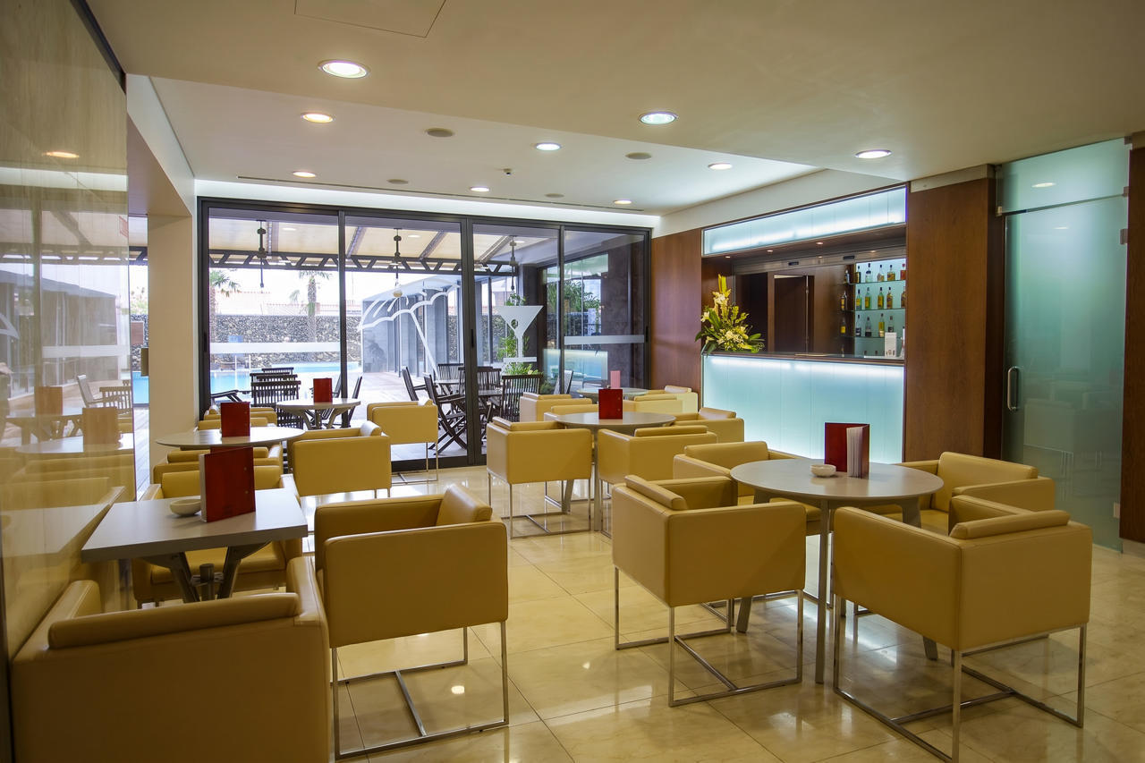 Antillia Hotel 106/127