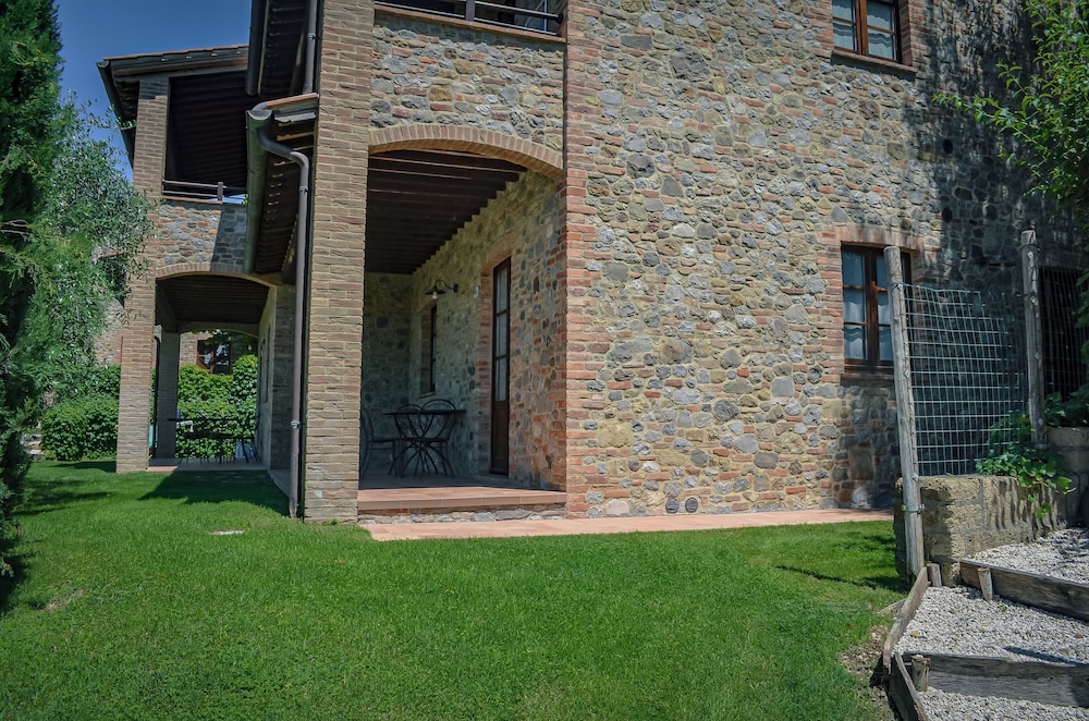 Panelios Borgo Vacanze 65/67