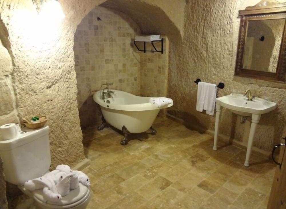 Cappa Villa Hotels 38/41
