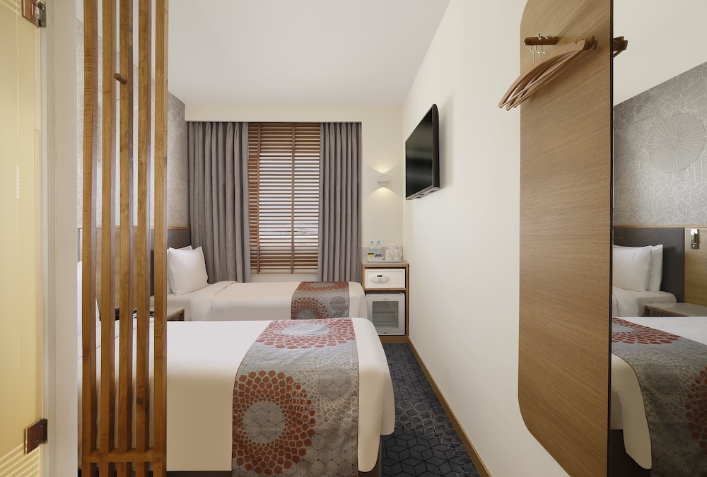 Holiday Inn Express Chennai Omr Thoraipakkam 45/76