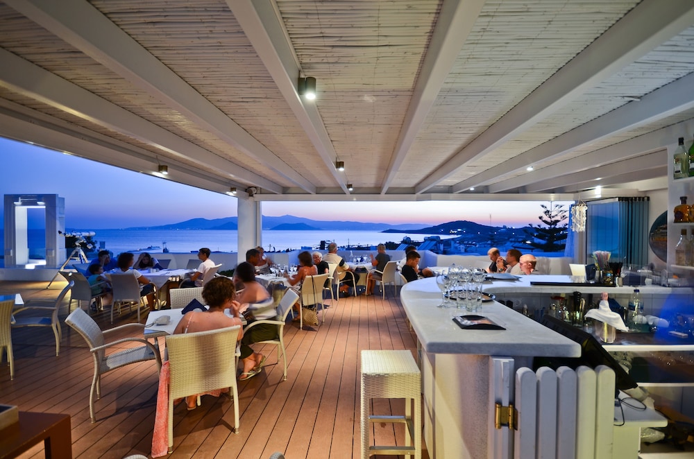 Naxos Island Hotel 51/74