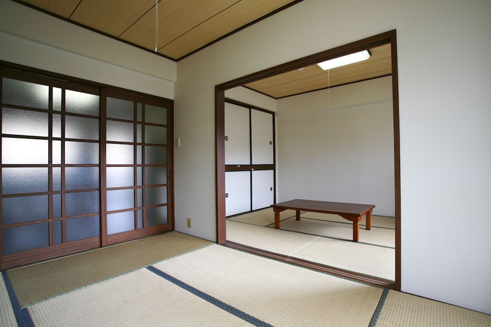 Condominium Hotel Garland Court Usami 4/31