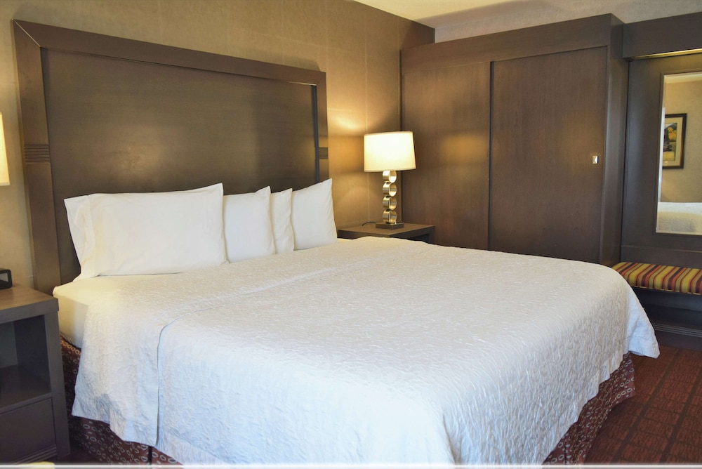 Hampton Inn Durango Co 25/64