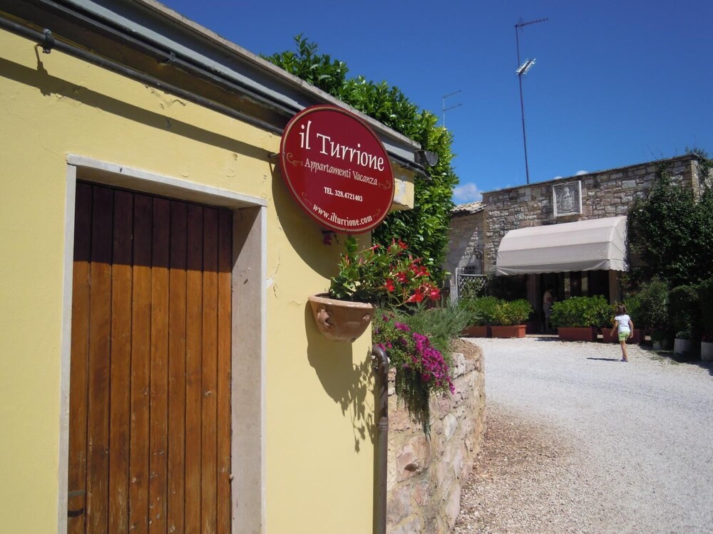 Apartamenti Il Turrione 2/27