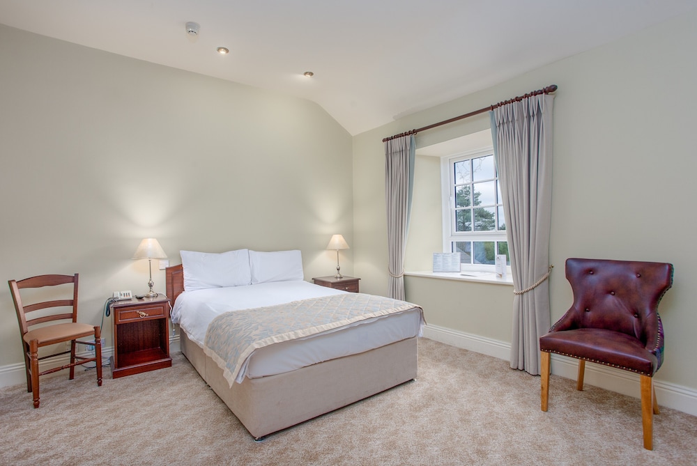 Woodenbridge Hotel 23/73