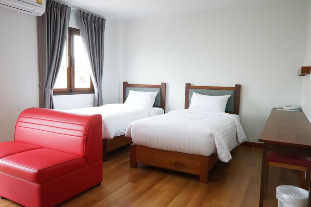 Tai-Shan Suites 22/51