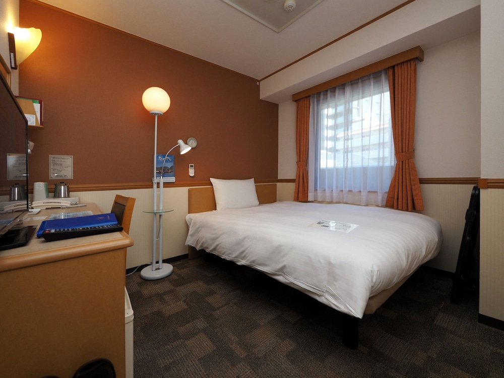 Toyoko Inn Takamatsu Hyogomachi 25/65