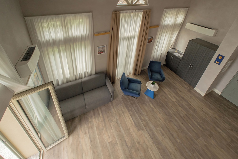 Al Campanile Aparthotel Suite 33/73