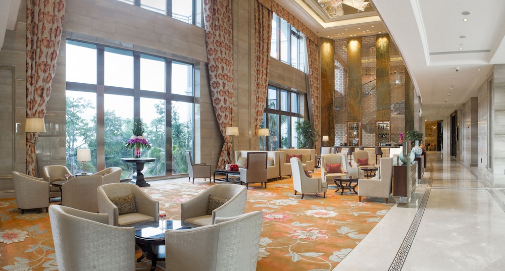 Fuzhou Jeurong Hotel 56/72