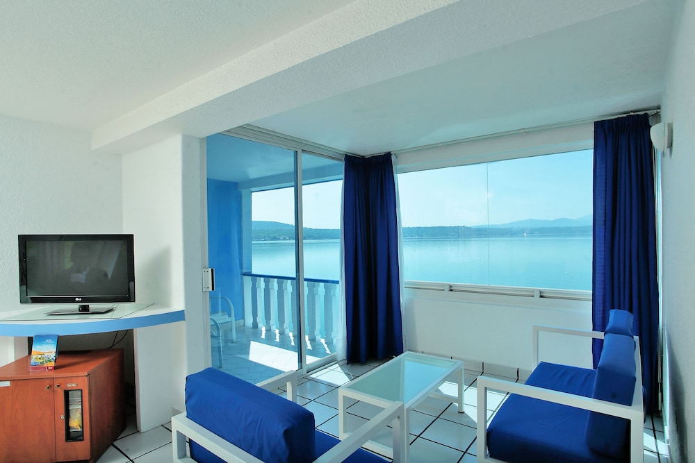 Hotel Villa Bejar Tequesquitengo 42/72
