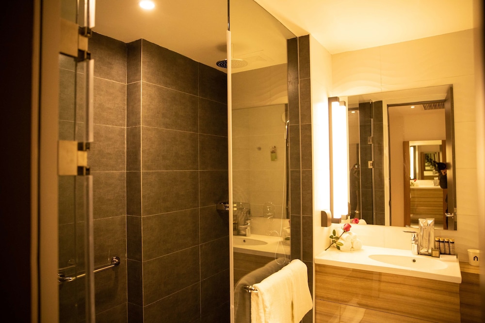 Campanile Hotel Hefei Singapore Garden 16/18
