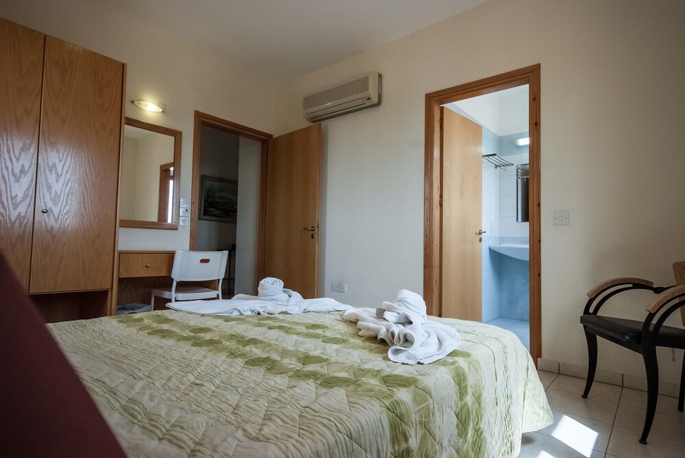 Coral Sun Villas 13/50