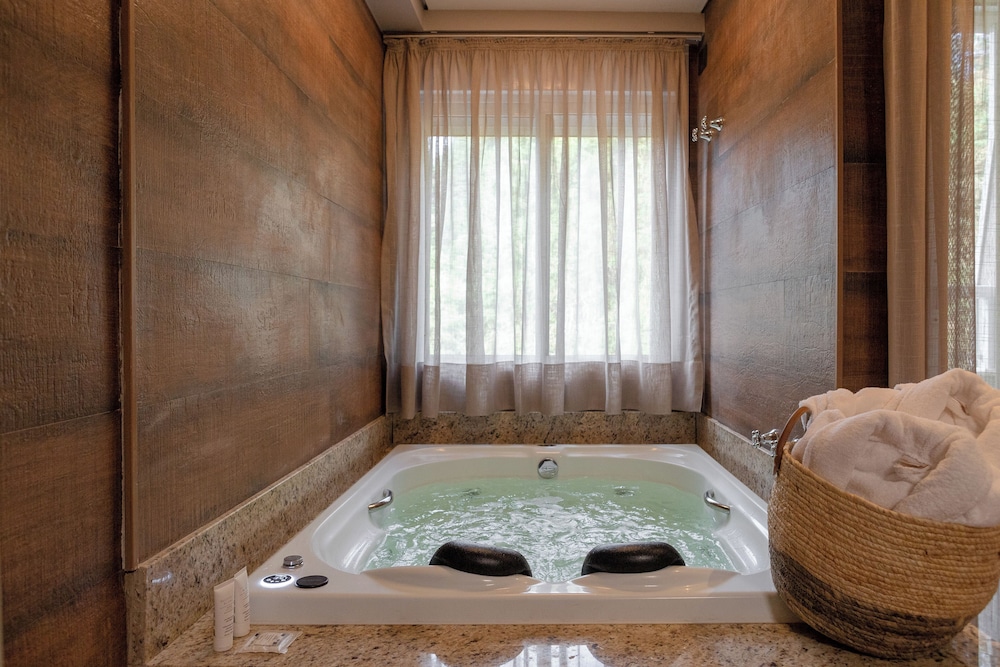 Champet Boutique Hotel 24/50