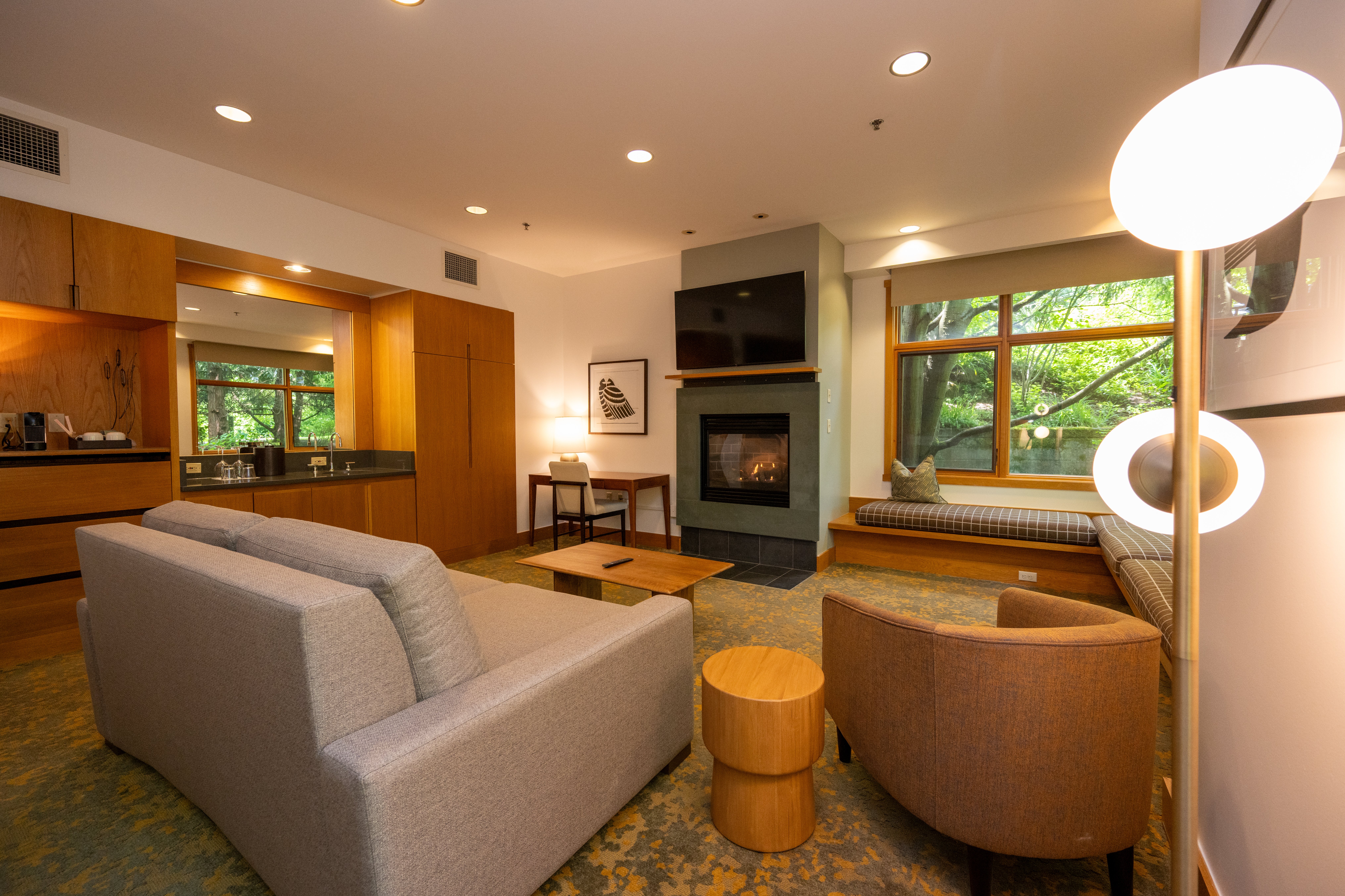 Cedarbrook Lodge 16/29